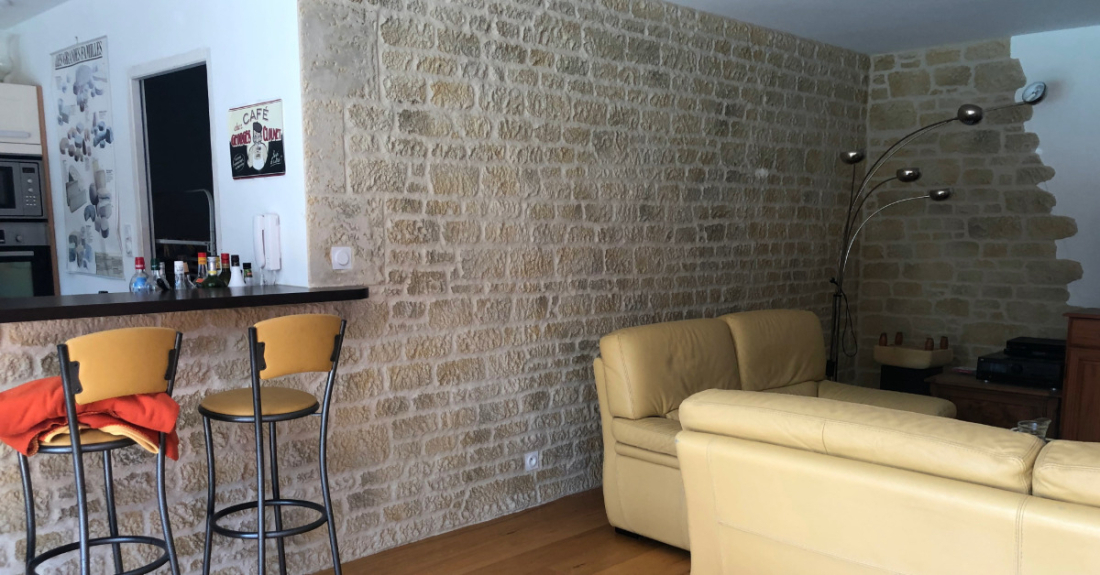Mur int&eacute;rieur d&eacute;coratif en pierre