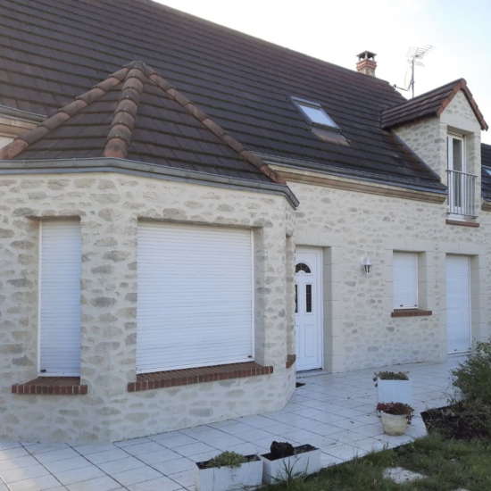 Maison apr&egrave;s Enduit