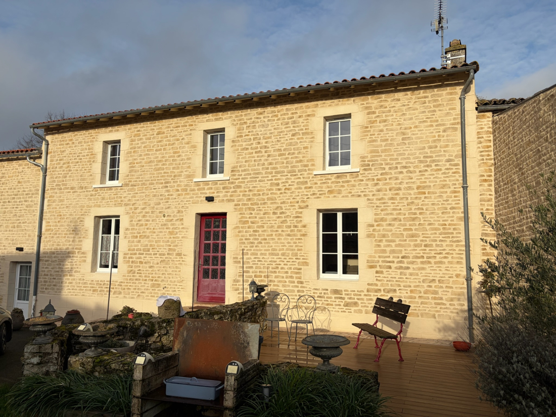 Façade imitation pierre