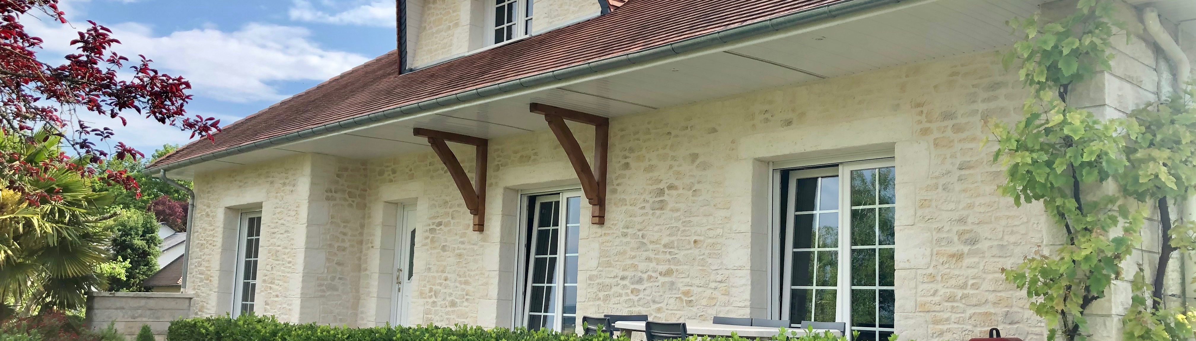 Ravaler votre façade avec un enduit décoratif d'extérieur