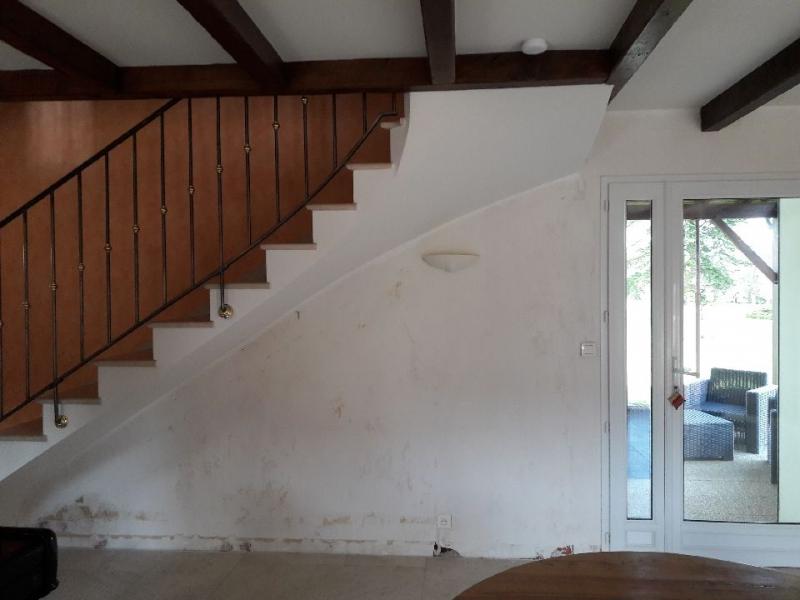 sous escalier avant