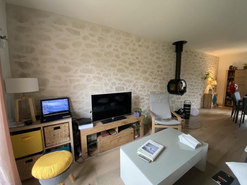 Mur poêle