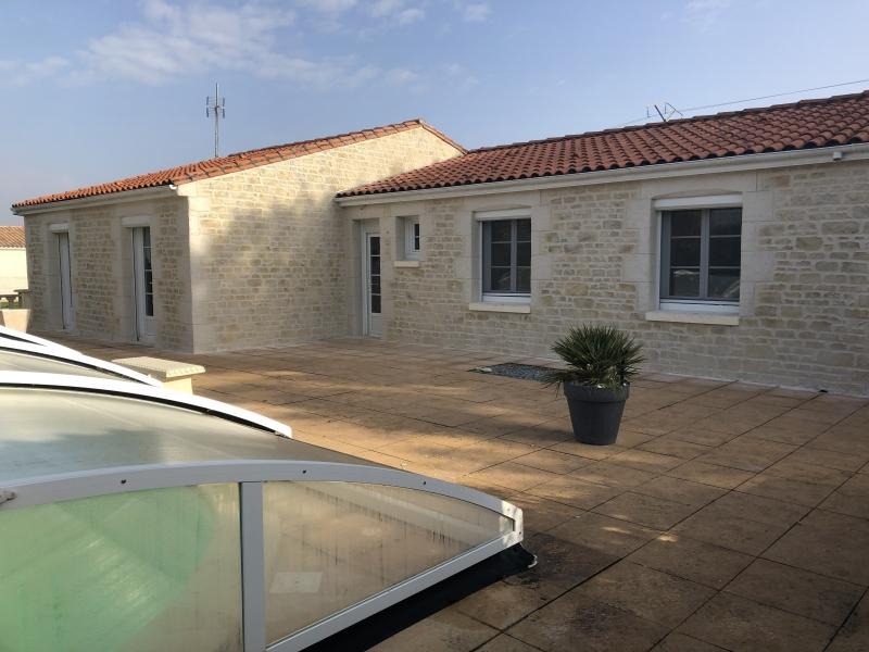 façade piscine