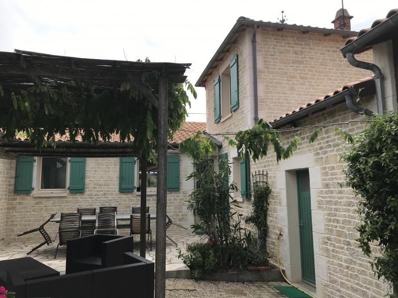 Façade cour après