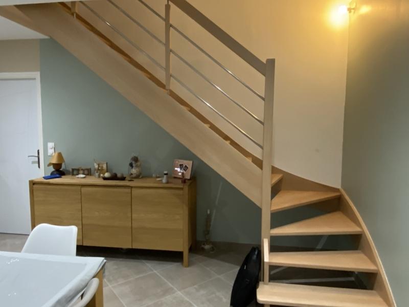 cage d'escalier avant