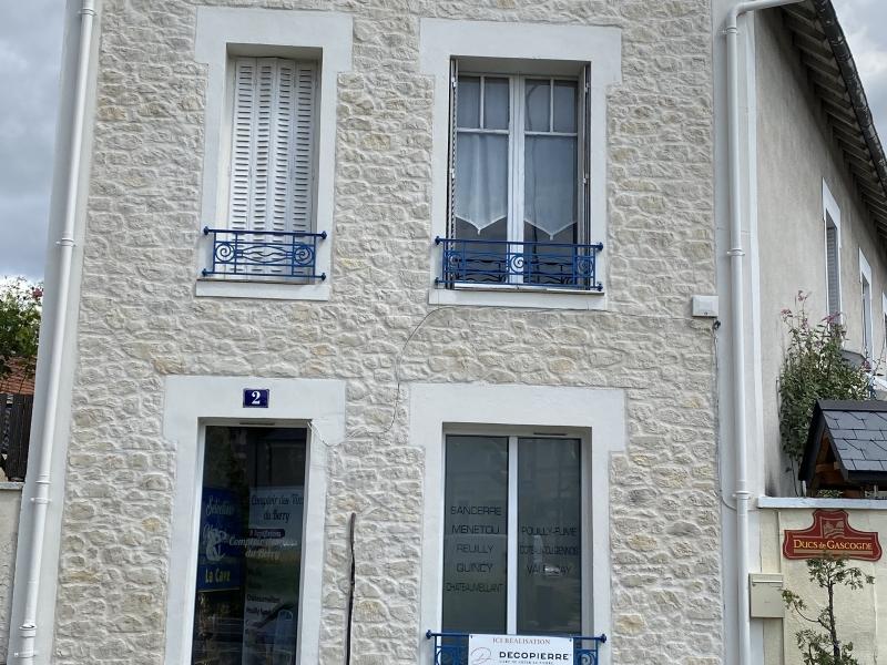 Façade rue en DECOPIERRE