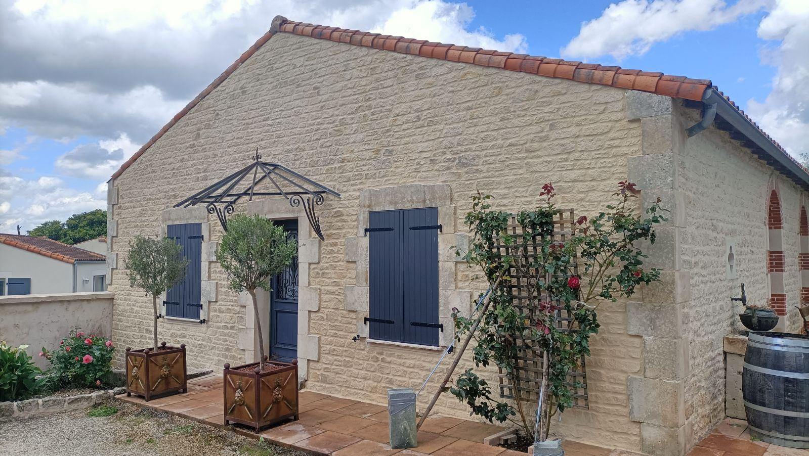 Pignon de façade après